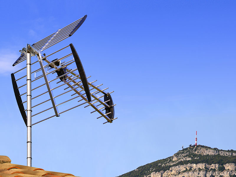 Installation antenne TNT dans le var